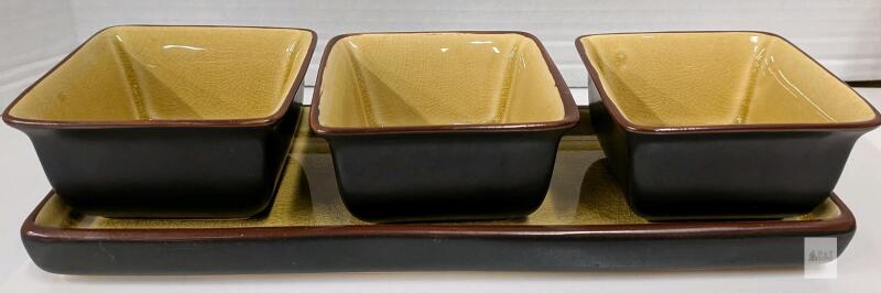 Modern 3-Piece Ceramic Square Serving Bowl Set with Rectangular Tray, Brown & Mustard Yellow