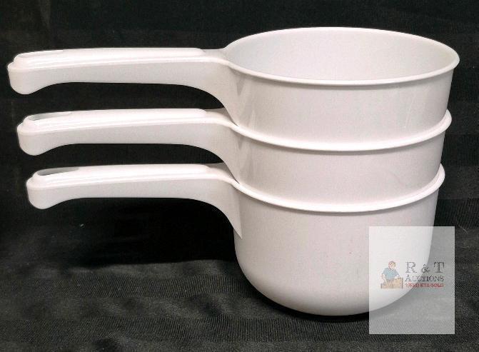 NEW 3-Piece White Plastic Bathing Ladle Set, 27 fl oz Capacity, 12" Long,