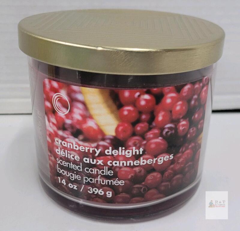 Cranberry Delight Scented Candle, 14 oz Triple Wick Glass Jar with Gold Metal Lid