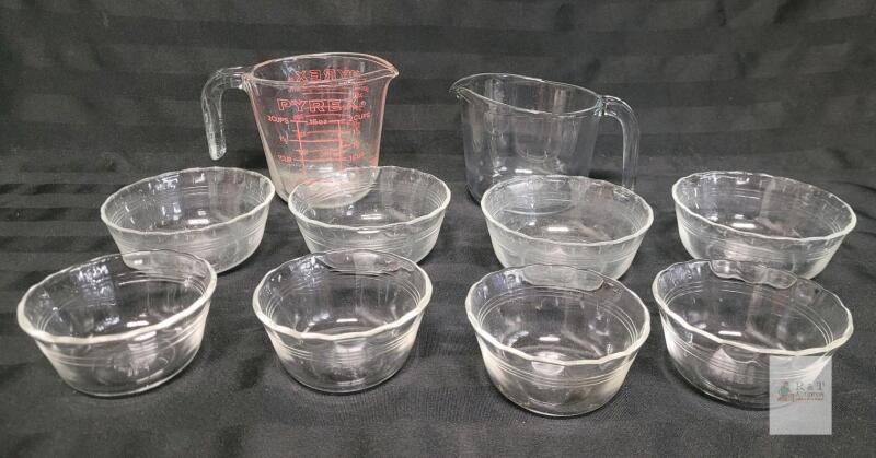 12pcs. Pyrex Measuring Cups & Pyrex Serving Bowls