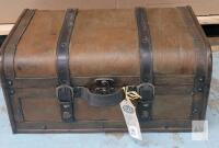 Regal Home Decor Mini Trunk Chest . Measures 17 &frac34;"&times;12.5"&times;8"