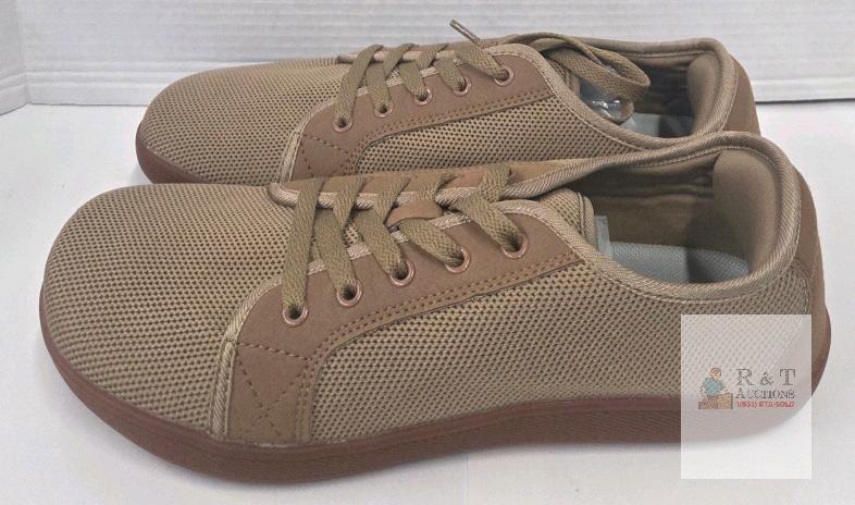 new Men's Beige Canvas Low-Top Sneakers, EU Size 42, Lace-Up Closure, Rubber Sole