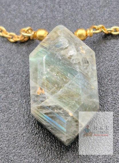 New SUNSHINE GEMS Labradorite Pendant Necklace, Hexagonal Freeform, 18" Chain, magnetic Lobster Clasp