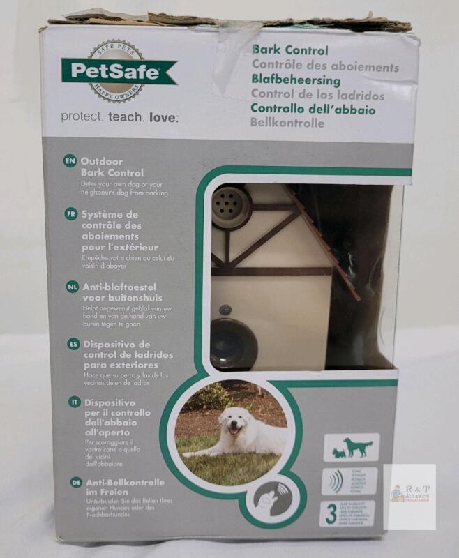 PetSafe Outdoor Bark Control Device PBC19-11794, Ultrasonic, Up to 50 Ft Range, 3 Sensitivity Levels