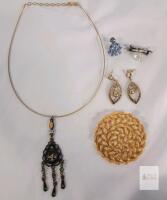 Vintage Signed Jewelry . Monet &times;3 , Weiss , Bow