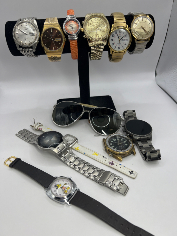 Lot of unsorted Watches Aviator Sunglasses