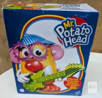 Hasbro Mr. Potato Head Spud Star Edition &ndash; 12-Piece Music-Themed Toy