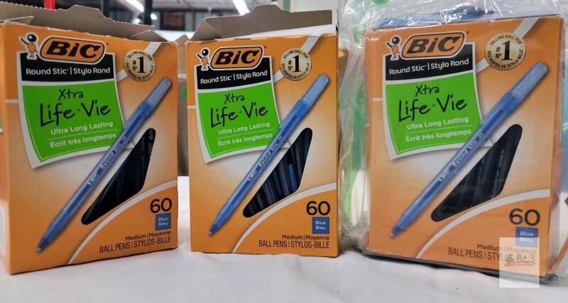 New - BIC Medium Blue Ball Pens