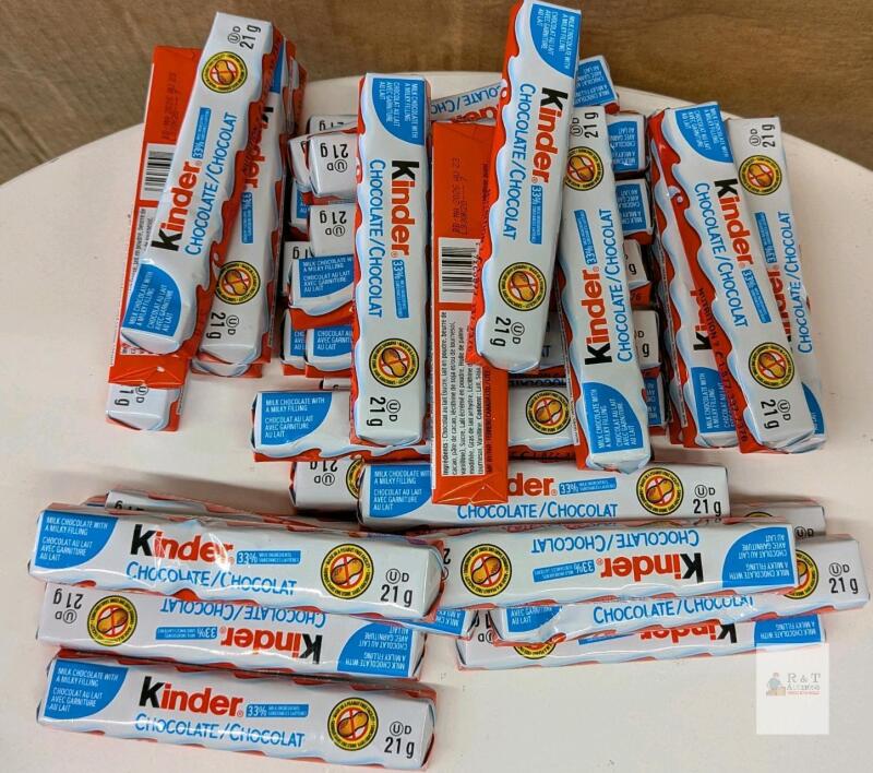 AUG 26 Kinder Chocolate Bars 21g &ndash; Milk Chocolate with Milky Filling, Kosher, Peanut-Free