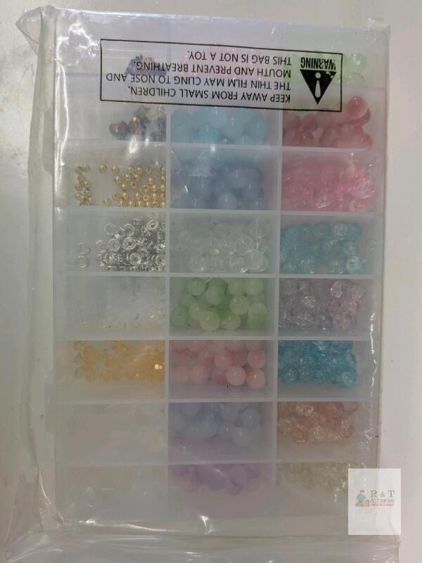 Crystal Tec Beading Kit, 15 Compartments, Multicolor Beads, 0.8mm Cord, Scissors, Box