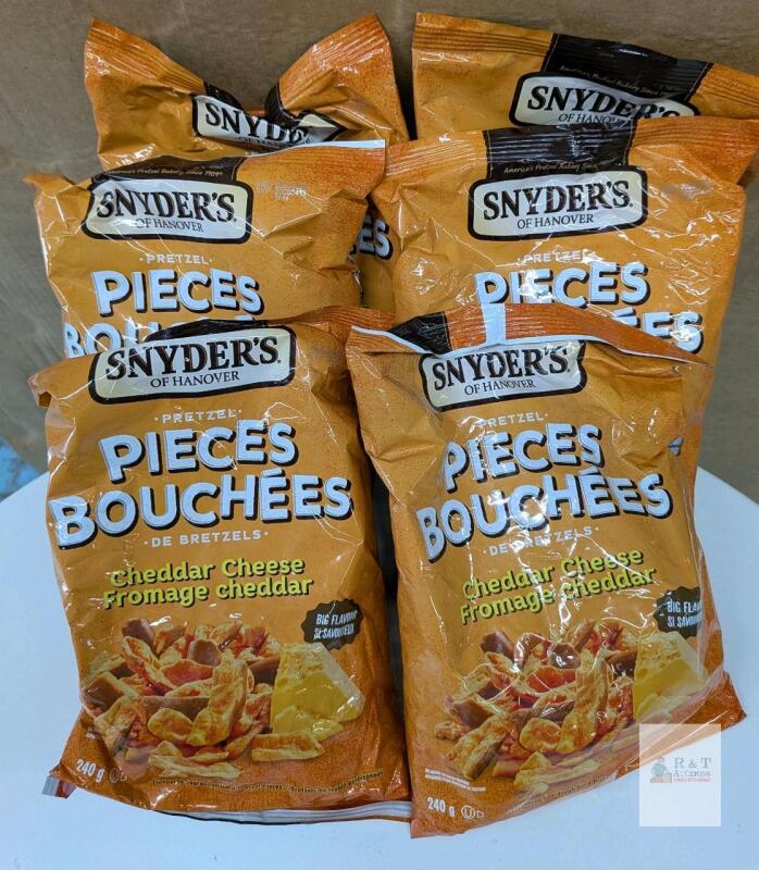 Snyder's of Hanover Cheddar Cheese Pretzel Pieces 6-Pack, 240g Bags, OU-D Kosher, 2026 Expiry