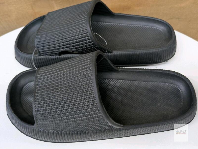 Black Rubber Slide Sandals, EU Size 38-39, US Women's 7.5-8.5 / Men's 6-7
