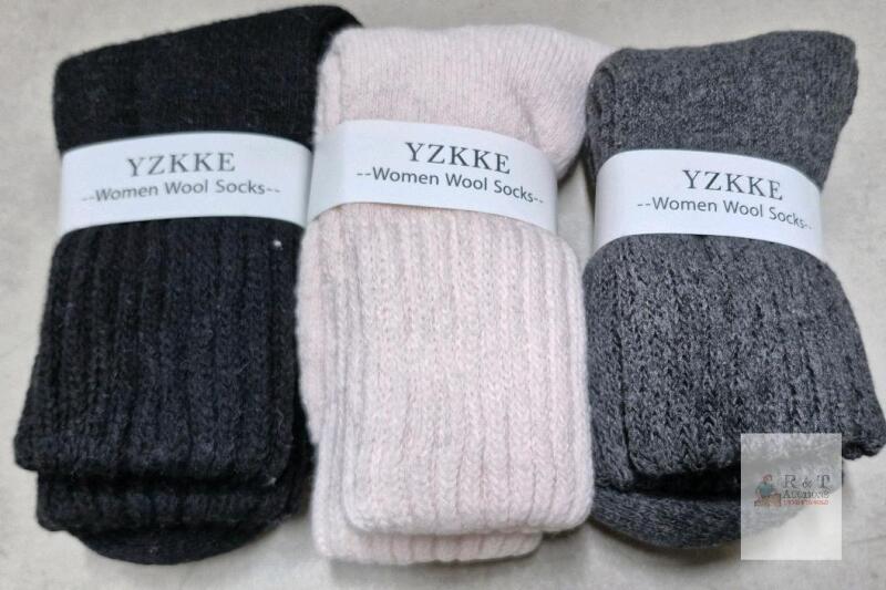 NEW YZKKE Women&rsquo;s Wool Crew Socks, 3 Pairs, Free Size, Black/Pink/Gray, Warm Ribbed Boot Socks