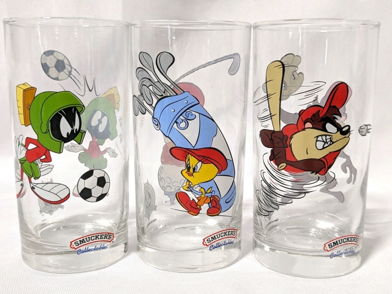 3 Vintage 1998 Looney Tunes x Smuckers Collectables Drinking Glasses.