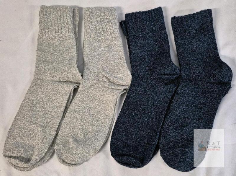 4 Pairs Adult Crew Socks - Gray & Navy, Cotton/Poly Blend, 12" Length, Ribbed Cuff, Size 6-12