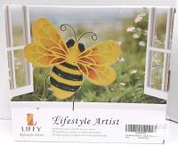 NEW LIFFY Metal Bee Wall Decor, Iron and Glass, 12"x8.2" for Outdoor Fence, Patio, Porch, LH041284