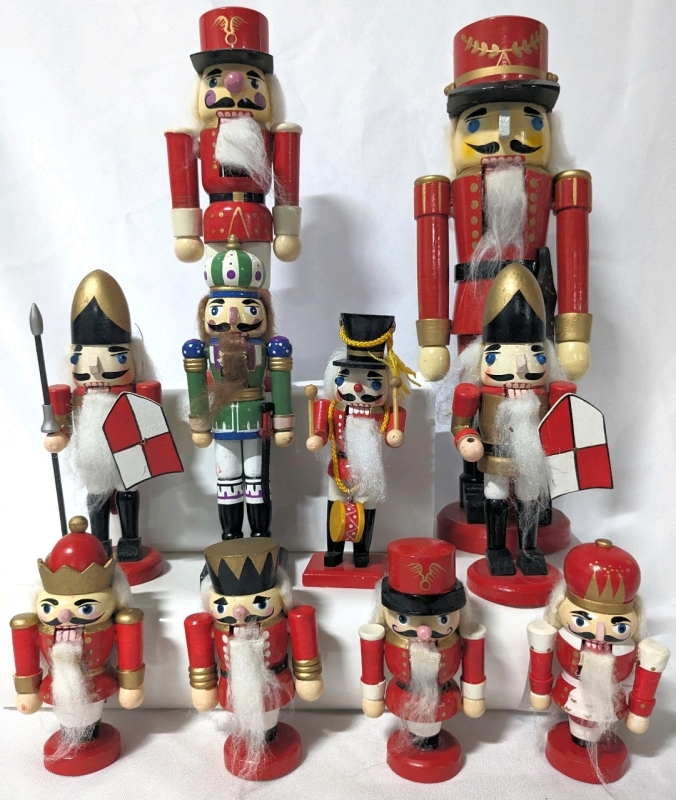 10 Wooden Nutcrackers (4.5" - 14")