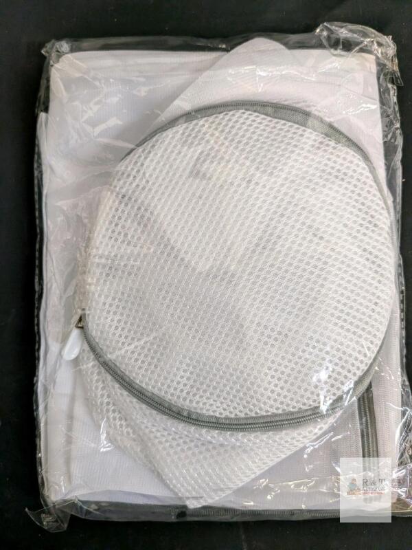 CABAX Mesh Laundry Wash Bags Set of 6, White Polyester, Zipper Closure, Multiple Sizes, New