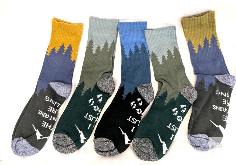 New 5-Pack Size XL Men's Anotion Funny Hiking Socks Soles Say "The Mountains Are Calling / I Must Go"