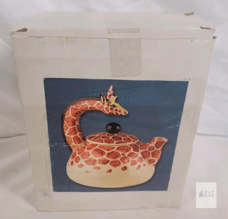 Regal Greetings Giraffe Ceramic Teapot 10911, 32oz, Hand-Painted Animal Design, Boxed