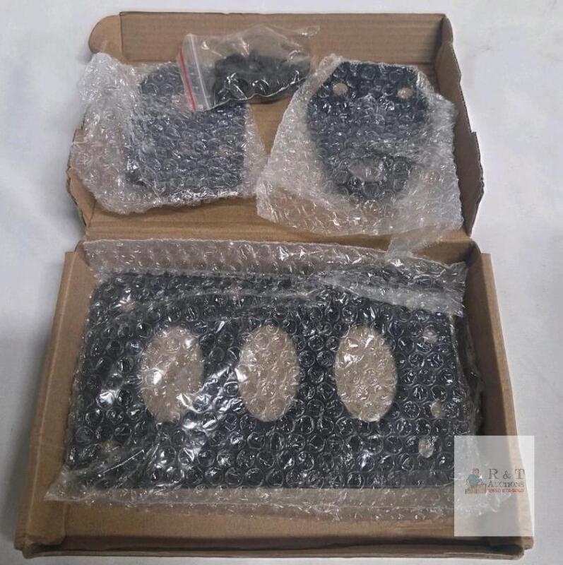 Universal Motorcycle Side License Plate Mount, Black, Fits 3/4" or 1" Axles