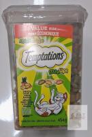 NEW Temptations MixUp Treats for Cats