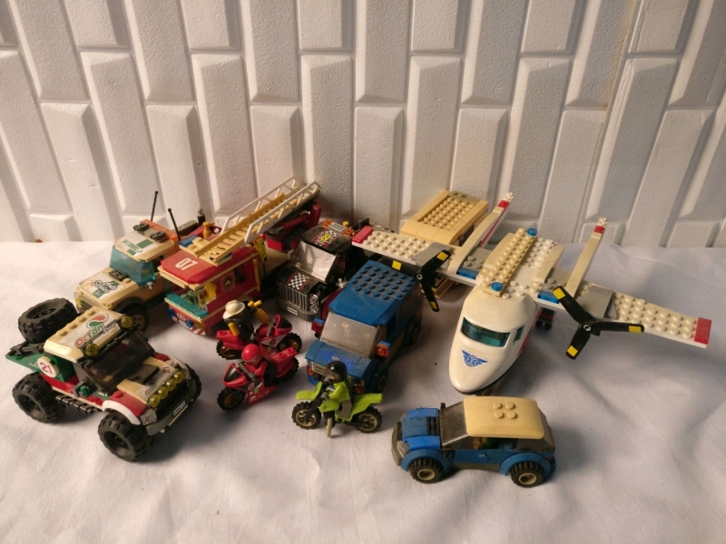 Lot of 10 Lego Vehicles & Mini Figures + More