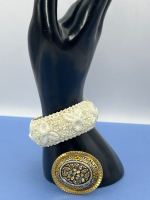 Vintage White wedding cake Bubbleite Bracelet
