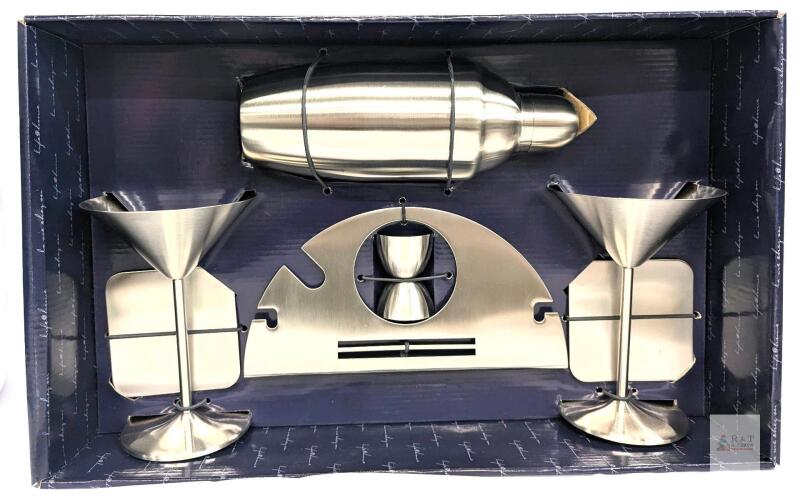 Stainless Steel Bar Set with Shaker, 4 Martini Glasses, Jigger & Stand &ndash; Modern Brushed Finish IN NEW CONDITION