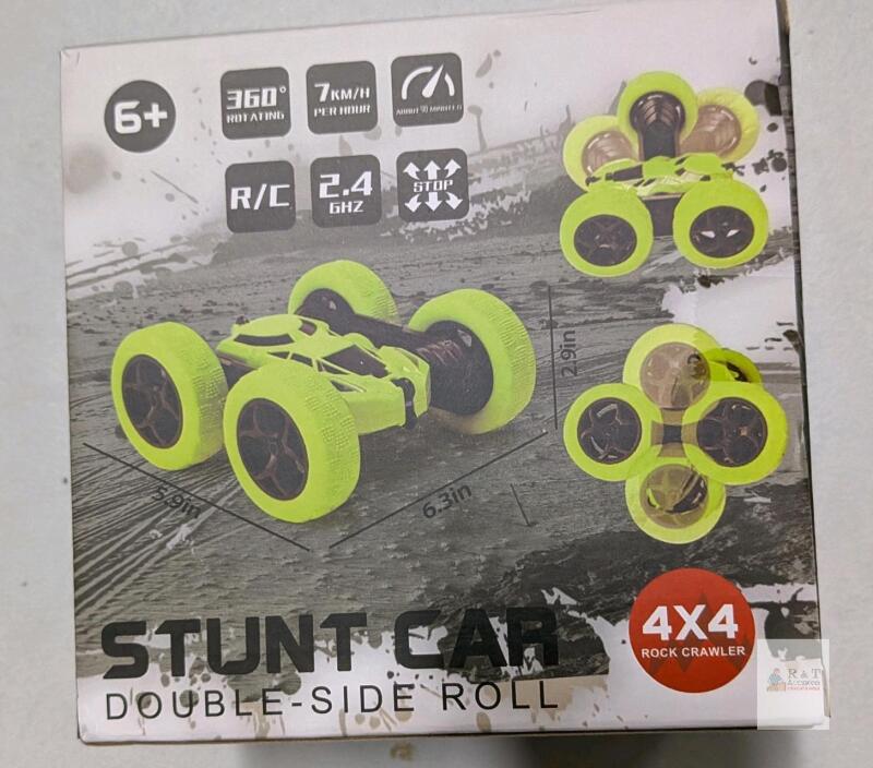 MidiVix 4x4 Double-Side Roll RC Stunt Car, 360&deg; Spin, 2.4GHz, 7km/h, Green, 6.3in