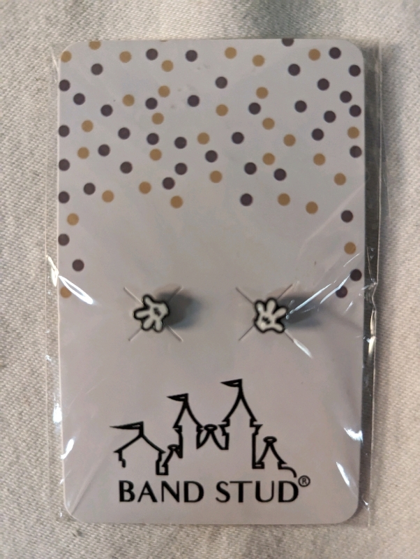 New Mouse on Main Street Apple Watch Band and Mose Glove Band Studs.