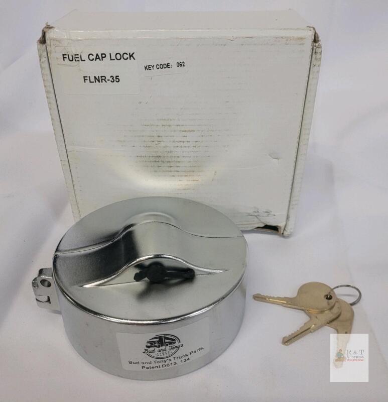 New - FLNR-35 heavy-duty, polished aluminum locking fuel cap cover designed for Freightliner (and similar semi-truck) 3.5-inch filler necks. Includes 3 Keys