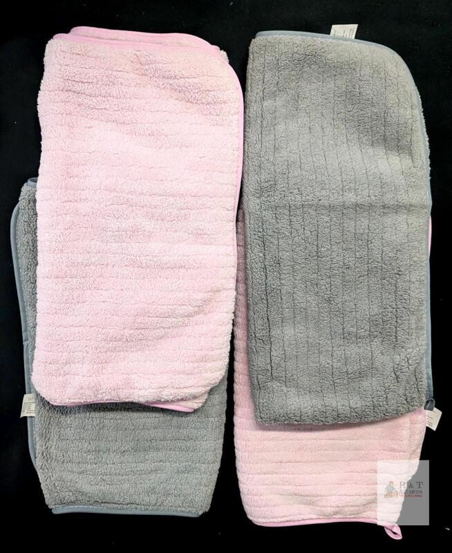 4 New Microfiber Hand Towels , Loop For Hanging, Great For Hair, Pets 30" &times; 13" Each