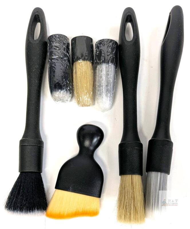 New 7pcs Car Detailing Brush Set, Synthetic & Natural Boars Hair Ultra-Soft Cleaning Tool Auto Detail Brushes, 4 Brushes & 3 Replacement Heads