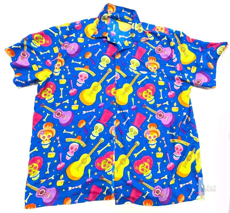 Size 4XL Men's Vibrant D&iacute;a de los Muertos Calavera Hawaiian-Style Short Sleeve Button-Up Top, In Good Condition, Light Wear