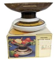 Vintage Mid Century Modern MCM Adjustable Plastic Kitchen Scale With Detachable Bowl, 20g-2800g (1oz - 6lbs) With Original Box