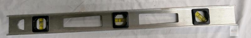 Johnson 40-0102 24" Aluminum Spirit Level with 3 Vials