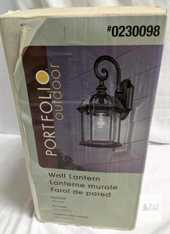 Portfolio Outdoor Wall Lantern, Rust Finish, Clear Glass, 100W Max, 15.35" H