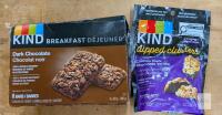 KIND Dark Chocolate Breakfast Bars 8 Pack & Cashew Dark Chocolate Vanilla Clusters 113g