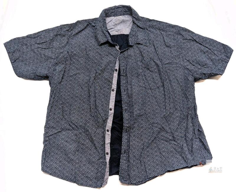 Size 4XL Men's AIRWALK 100% Cotton Short Sleeve Button-Up Top, In Good Condition, Light Wear