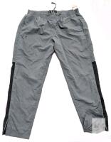 Size XXL. Men's UNDER ARMOUR Zip-Ankles Drawstring Elastic Waist Athletic Pants, In Good Condition, Light Wear