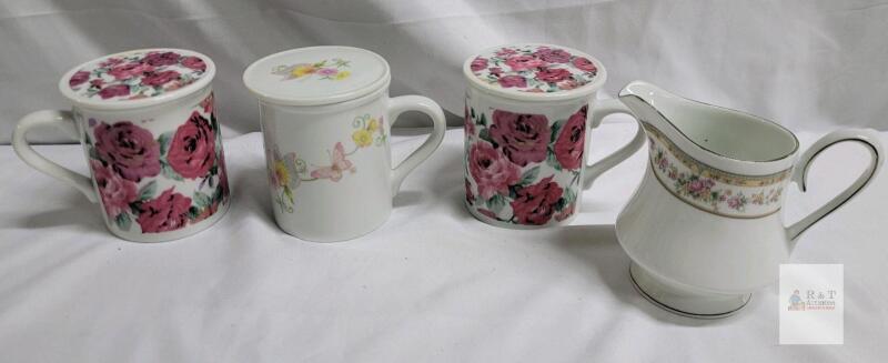 3 Tea Mugs w/Covers & Creamer