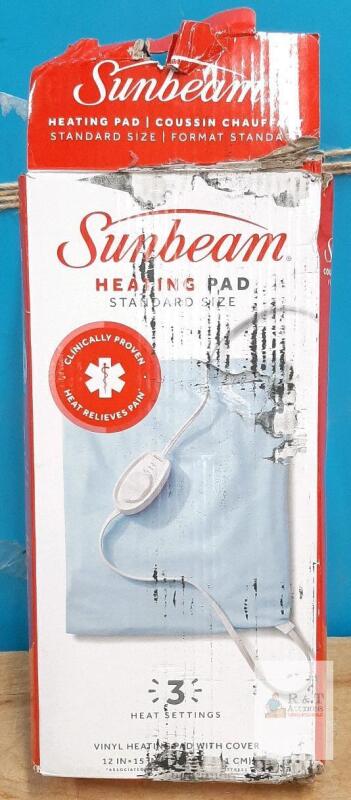 Sunbeam 756-500 Electric Heating Pad Standard Size 12"x15", 3 Heat Settings, Washable Cover