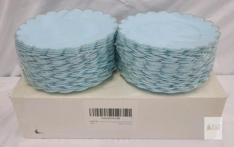 100pcs. New 7.5" Light Blue w/Gold Trim Plastic Plates