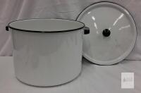 18-Quart Enamelware Stock Pot with Lid, White with Black Trim