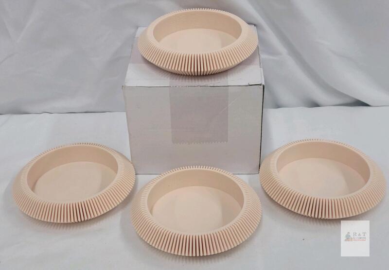 LemonRoad LEM6454 Cup Coasters Set of 4, Round Ribbed Edge, Beige/Pale Pink, New in Box