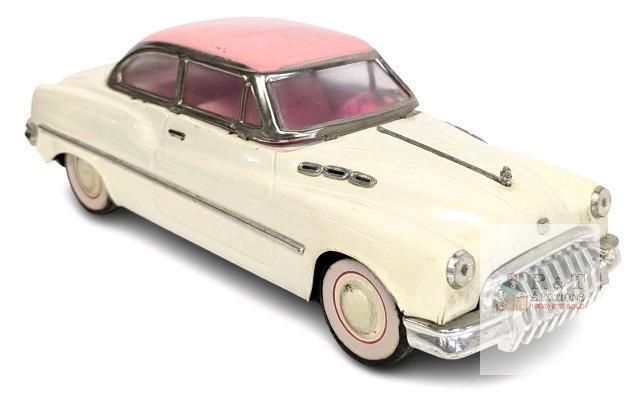 Vintage Voiture Buick Standard Sedan Friction Powered Toy Car 11"