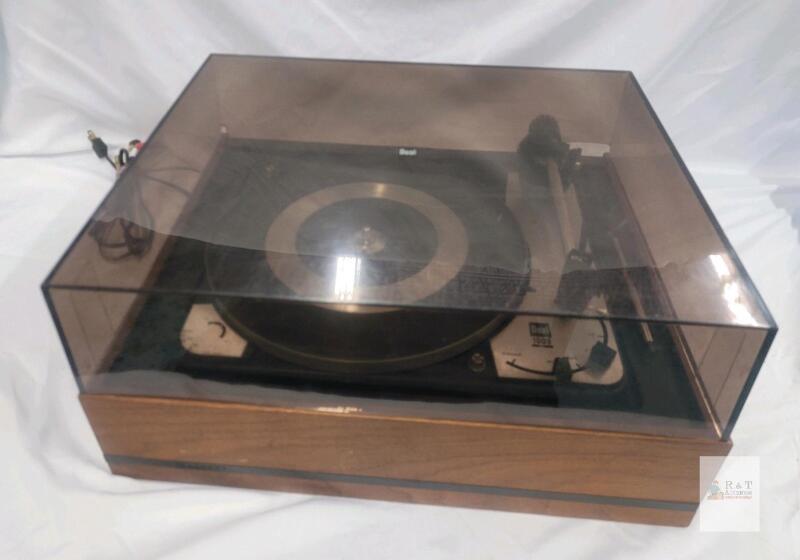 Vintage Dual 1009 Turntable , Tested Powers Up , Not Tested Beyond Power Up