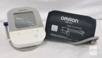 Omron BP5250 Digital Blood Pressure Monitor, Bluetooth, HEM-FL31 Cuff 9-17&rdquo;, DC/AA Power