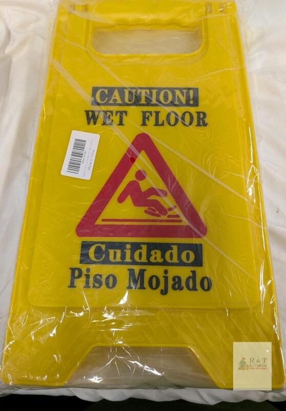 2 pk Bilingual Wet Floor Sign Plastic, Foldable, English/Spanish,